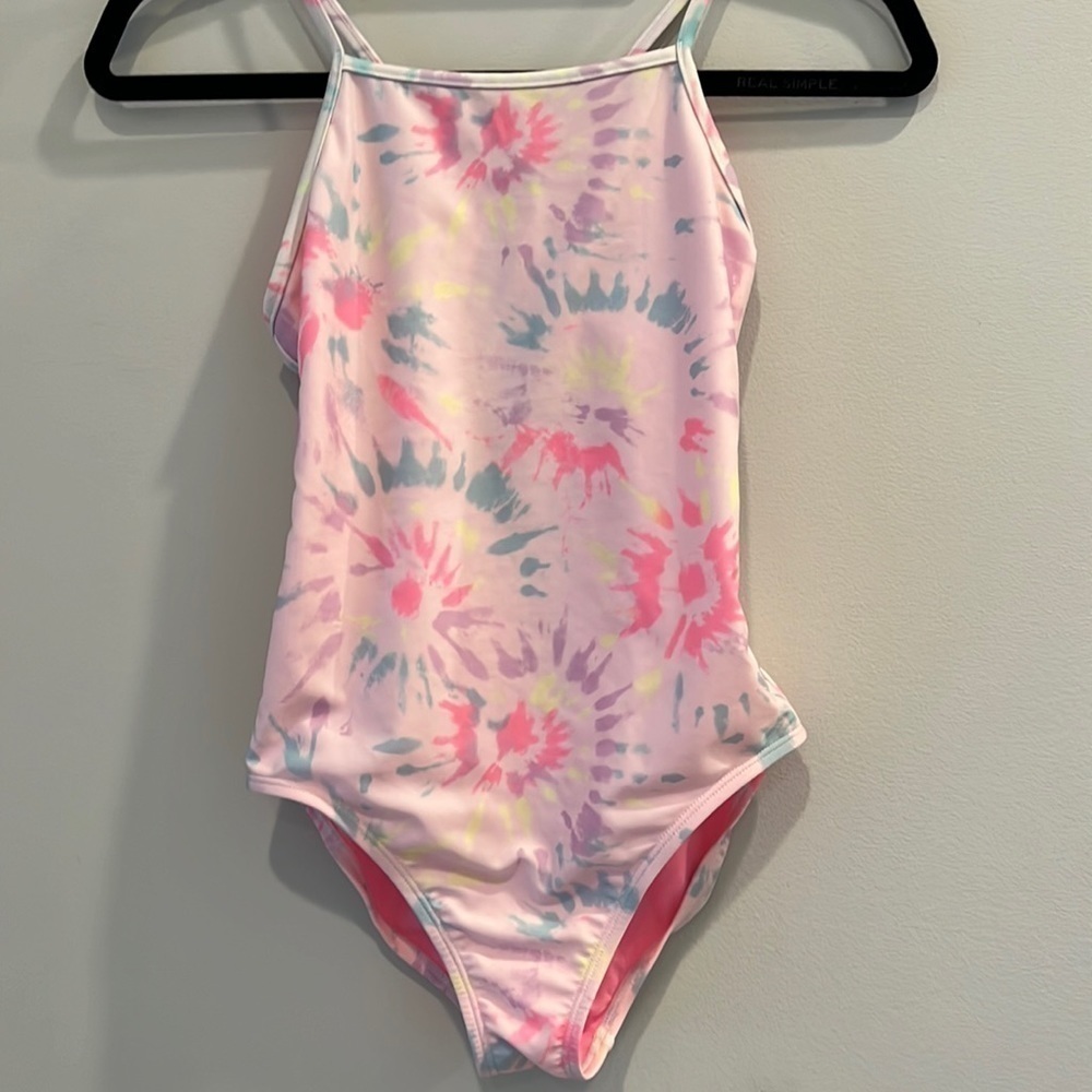 GAP Girls one piece bathing suit. swimsuit. Size XXL. Pnk Tie dye